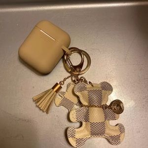 Air pod case for woman